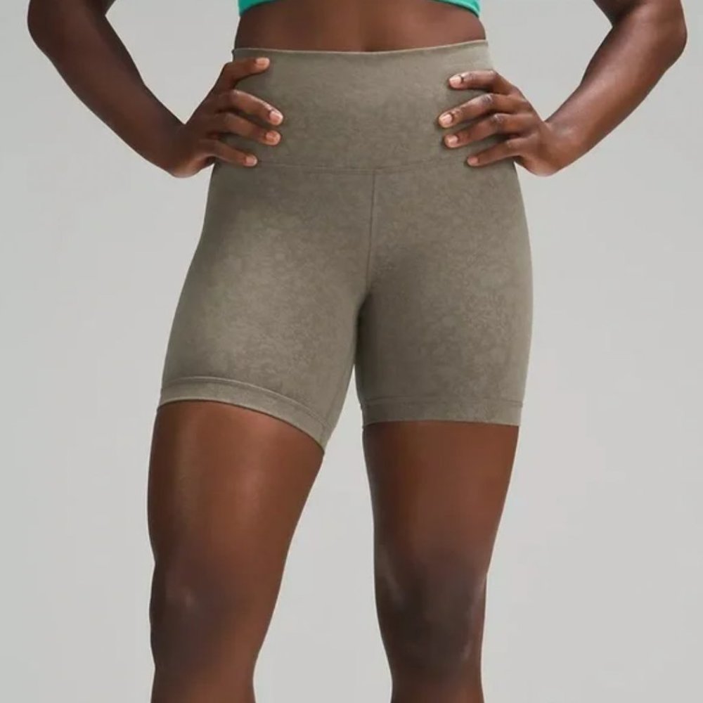 Lululemon Wunder Train Short "6 (Blaze nomad, Size 8)